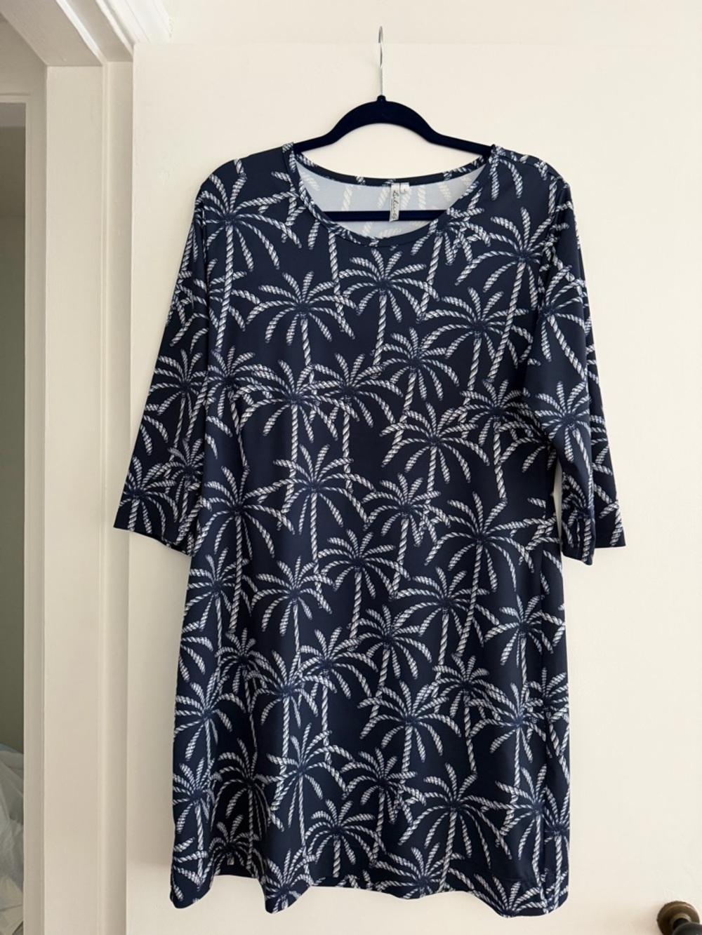 Lulu-B Navy Palm-Print Long Sleeve Shift Dress